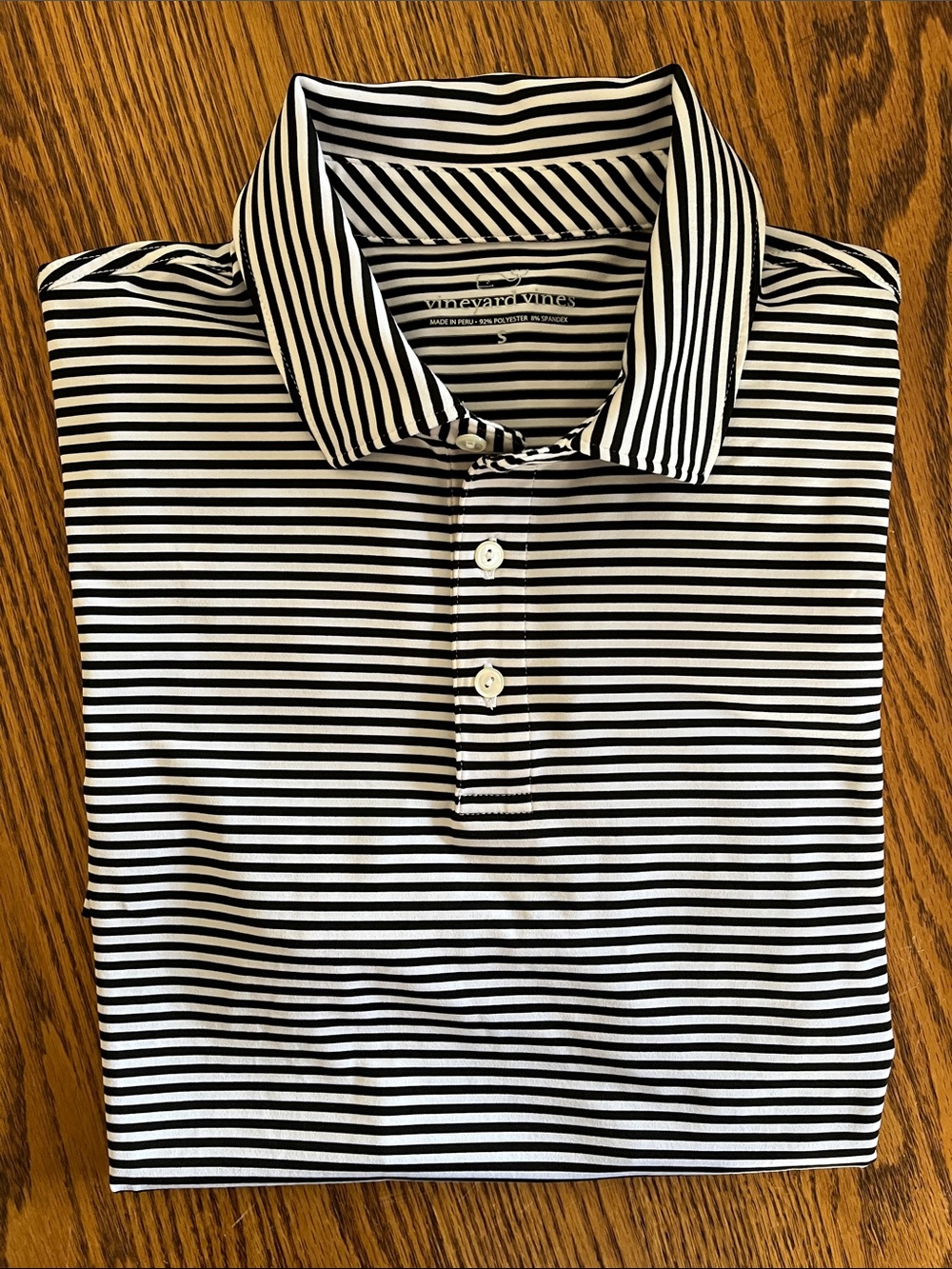NWOT Vineyard Vines Men’s Black & White Striped Golf Polo